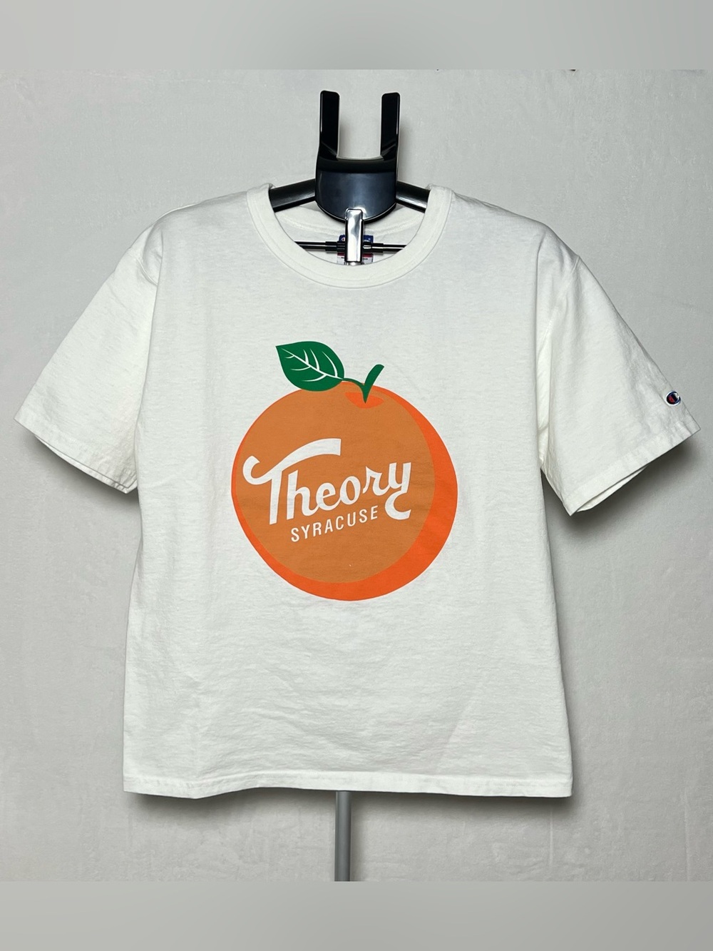 CHAMPION White “Theory SYRACUSE” Graphic Logo Tee - size M